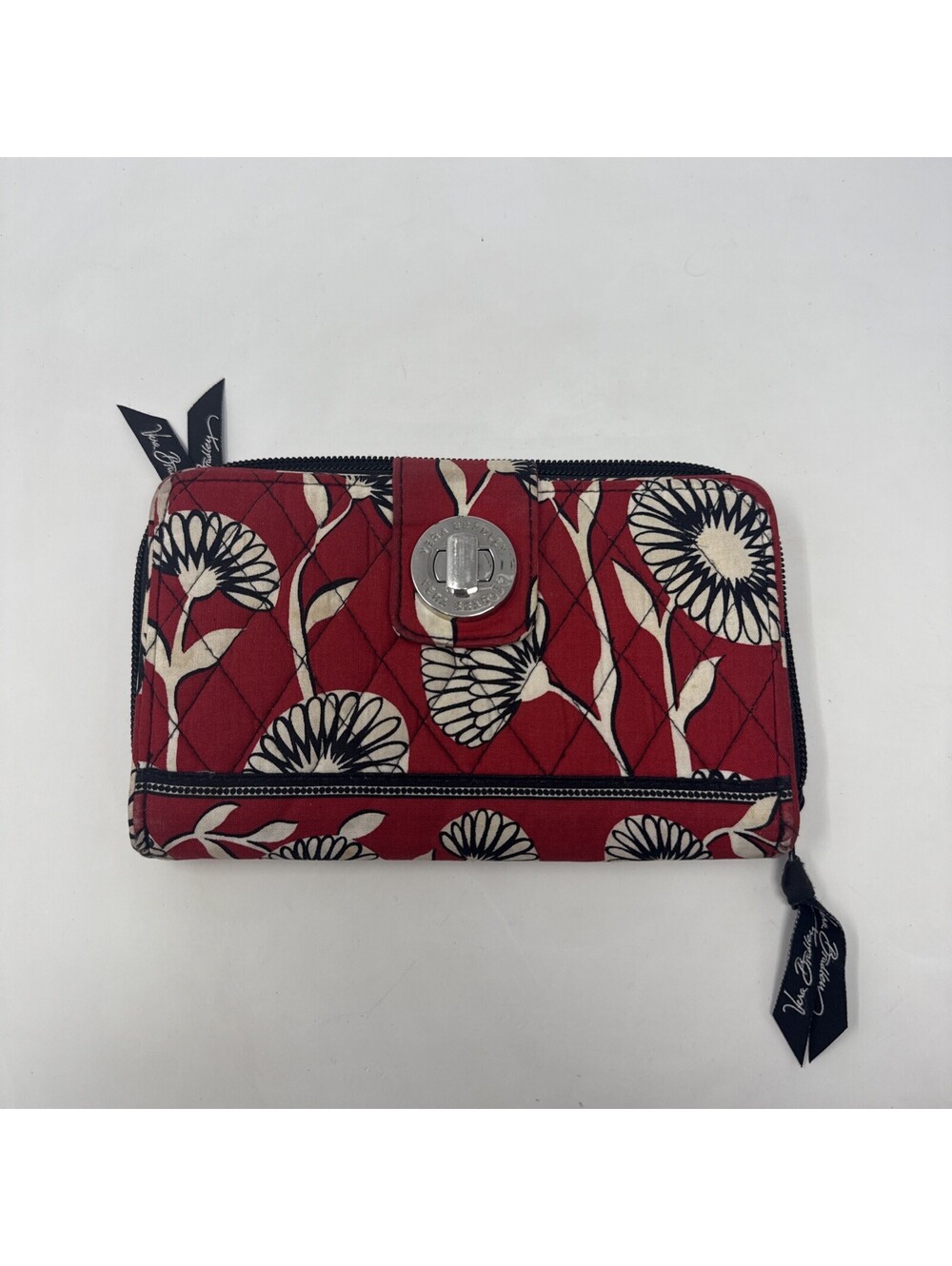 Vera Bradley Turn Lock Zip Around Wallet Retired Deco Daisy Floral Red Quilted